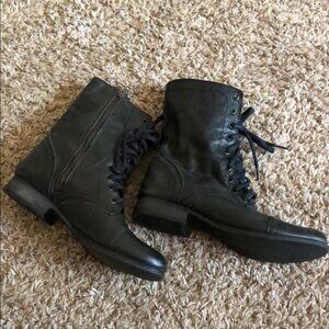 Steve Madden boots